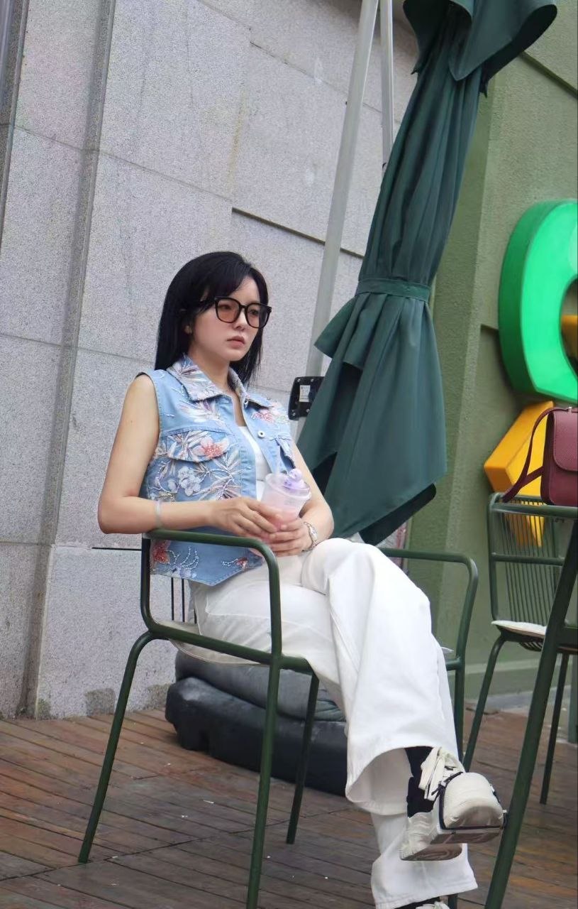 從廈門街頭到時尚品牌:xiucut創辦人STAR與穿搭博主如何引領女裝新浪潮?
