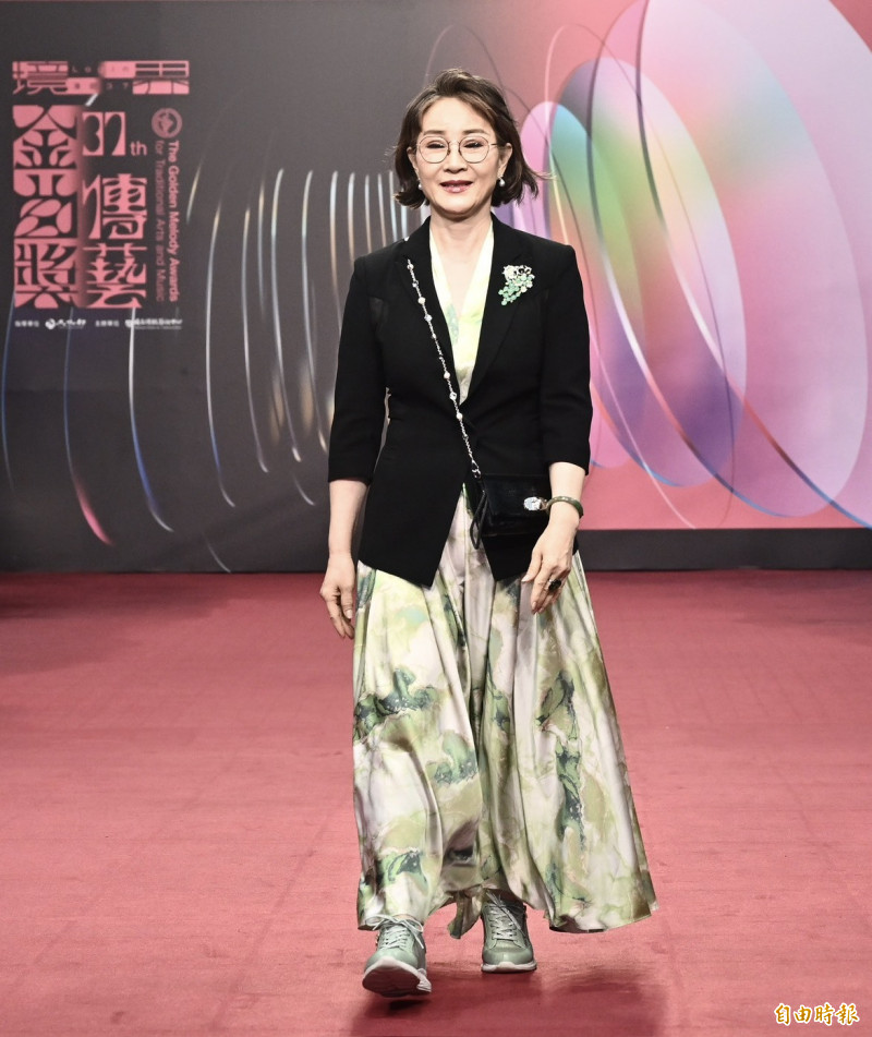 37屆傳藝金曲驚艷!魏海敏霸氣宣言:「壞女人」演遍,京劇女王還能多瘋狂?