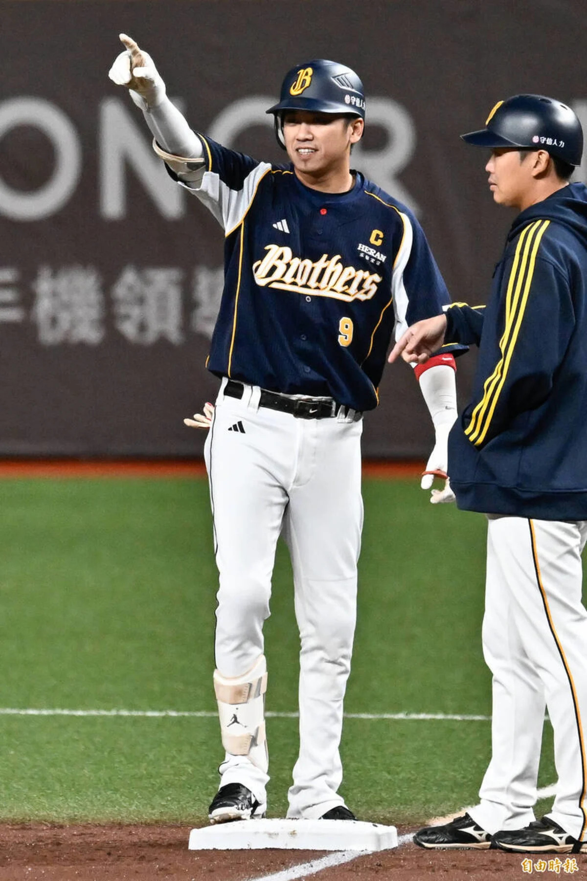 中信兄弟出狀況?王威晨本季首下二軍,牛棚、打線都有變數!