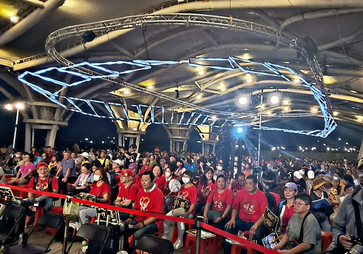 2.5噸廢棄物!竹圍魚鱻節百人淨灘,桃園漁港如何潮玩又永續?